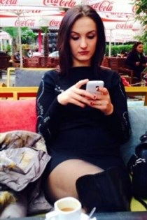 Escort Nanyonga, Perugia id7565